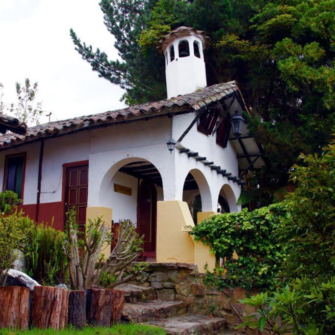 Hotel Y Centro De Convenciones Pueblito De Yerbabuena Paraiso Natural Chía Esterno foto